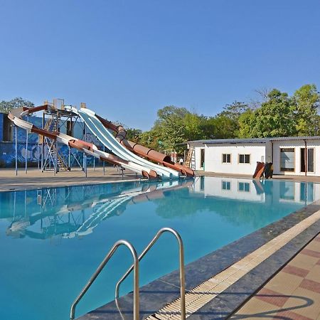 Oyo Midway Park Resort Atgaon Dış mekan fotoğraf